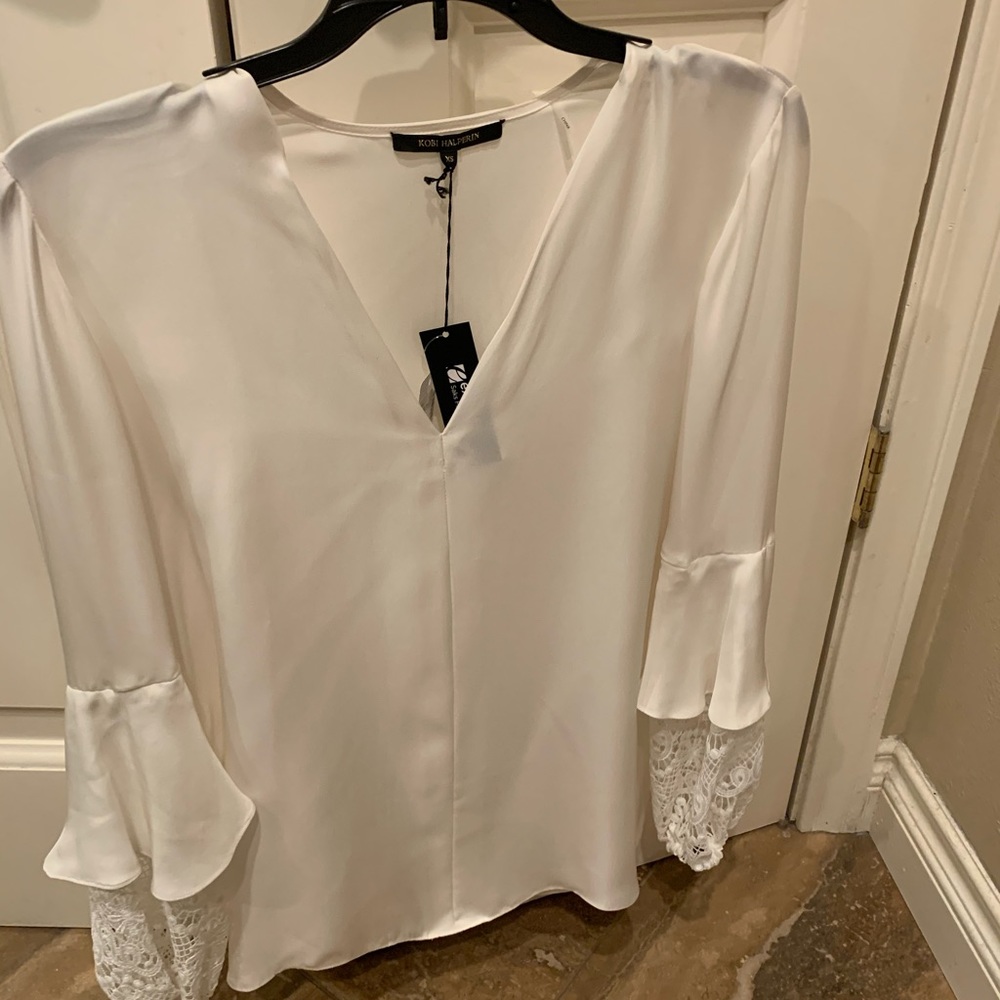 Kobi Helprin white silk and polyester top/blouse